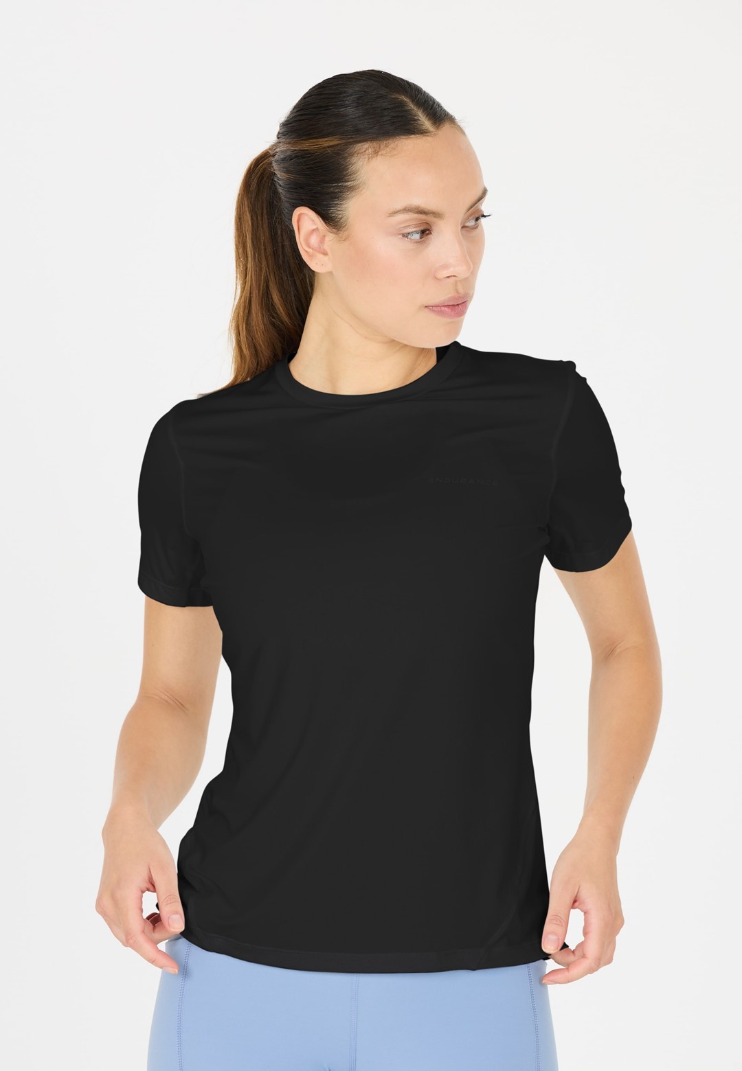 E241354/1001 Black Nan W S/S Tee - Koszulka Damska